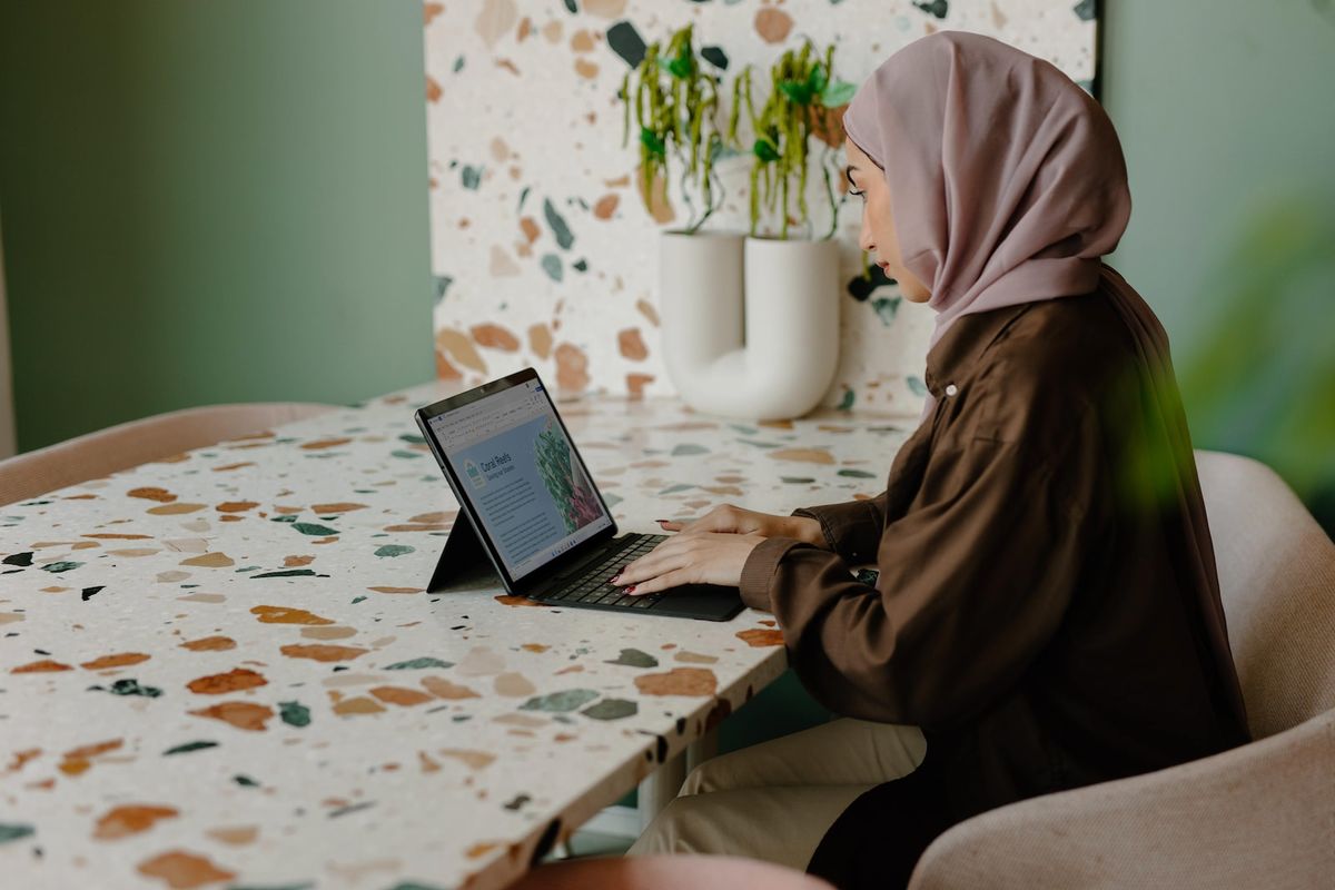 meningkatkan produktivitas karyawan