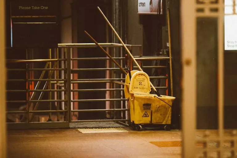 rata rata gaji cleaning service