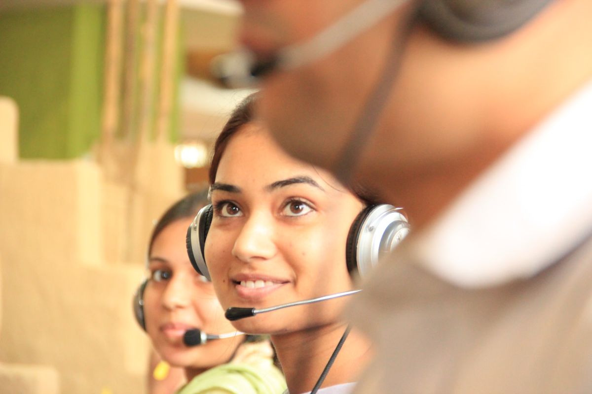 cara menjadi customer service yang baik