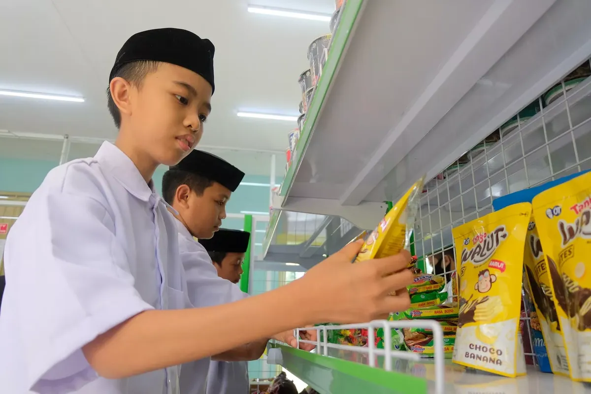contoh surat lamaran kerja Alfamart