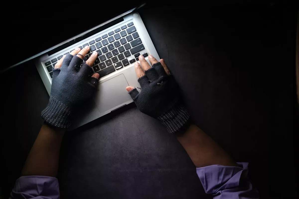 Apa itu company confidential?