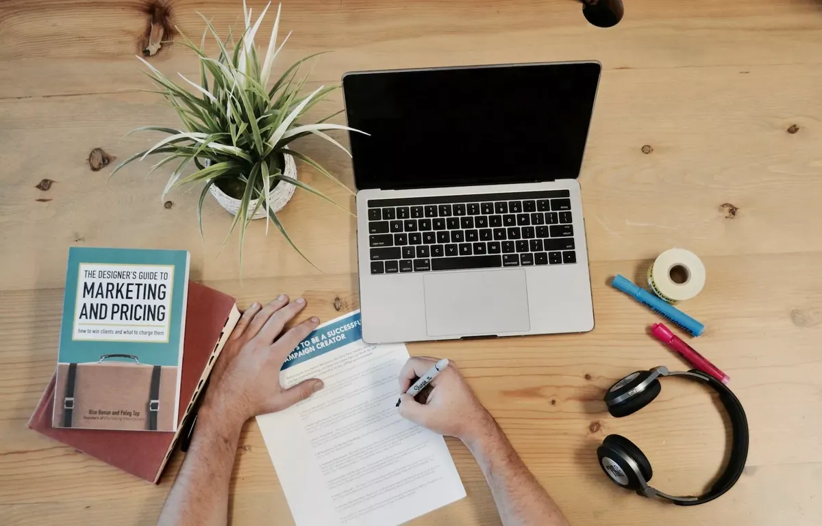 rekomendasi tempat kursus digital marketing
