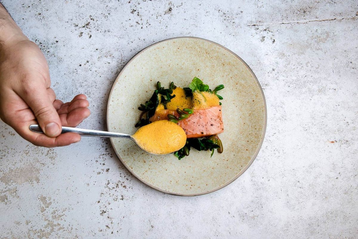 sous chef adalah