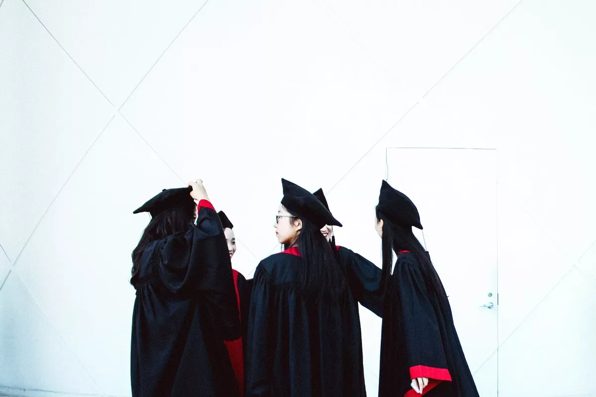cv fresh graduate