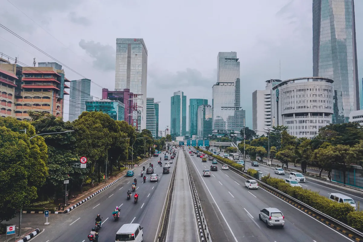 umr tertinggi di indonesia